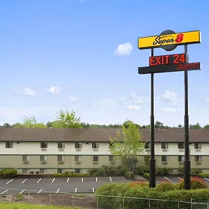 Hotel Super 8 By Wyndham Airport **