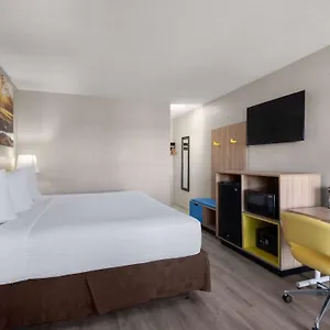 Hotel Days By Wyndham Vegas Airport Near The Strip **