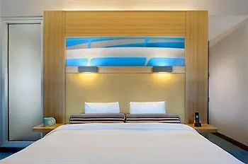 Aloft Charlotte Ballantyne 3*,  United States